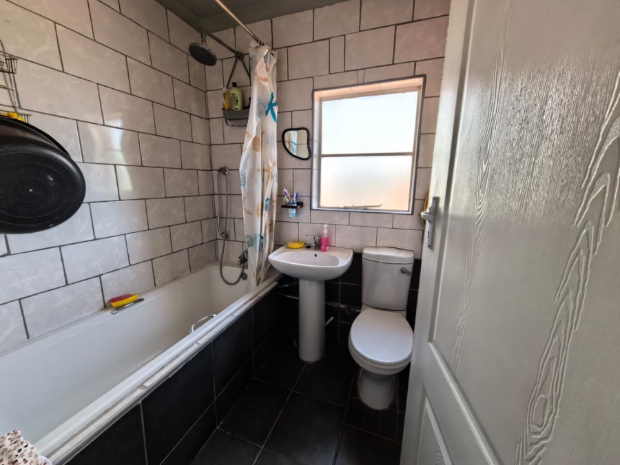 3 Bedroom Property for Sale in Heideveld Western Cape